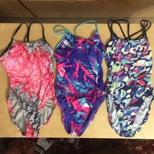 3 Nike One pieces(size28)